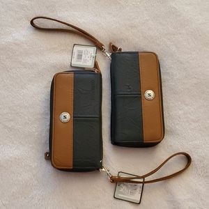 Bundle of Two Leather Wrislets
